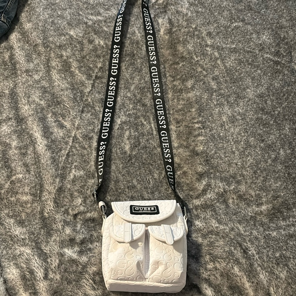 Guess purse
